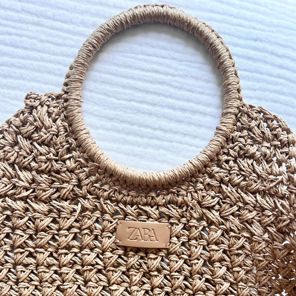 NEW: Top Handle Straw Tote - Zara - Picture 4 of 8